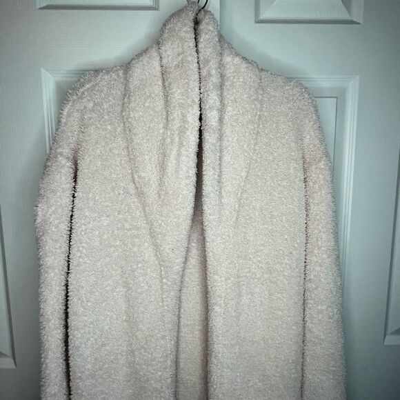 Barefoot Dreams Cozychic Plush Soft Robe with Pockets Size 2 - Measures as large - Picture 2 of 9
